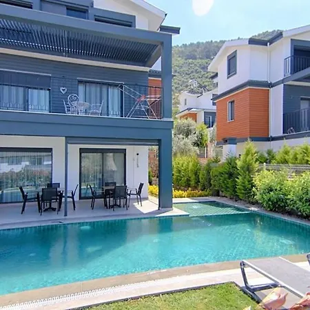 Efe Ovacik فتحية